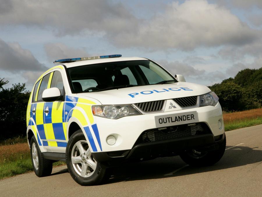  Mitsubishi Outlander UK Police Car 2007 года  (фото 4 из 6)